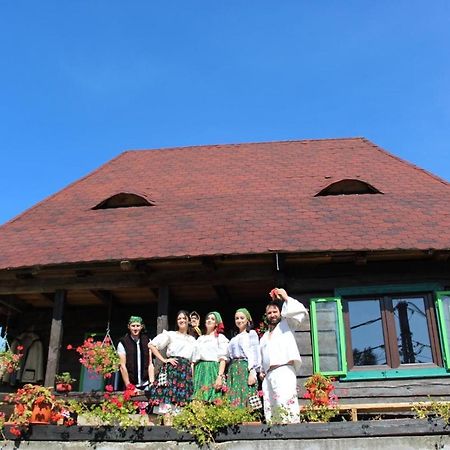 Casa Relax Hotel Văleni Buitenkant foto