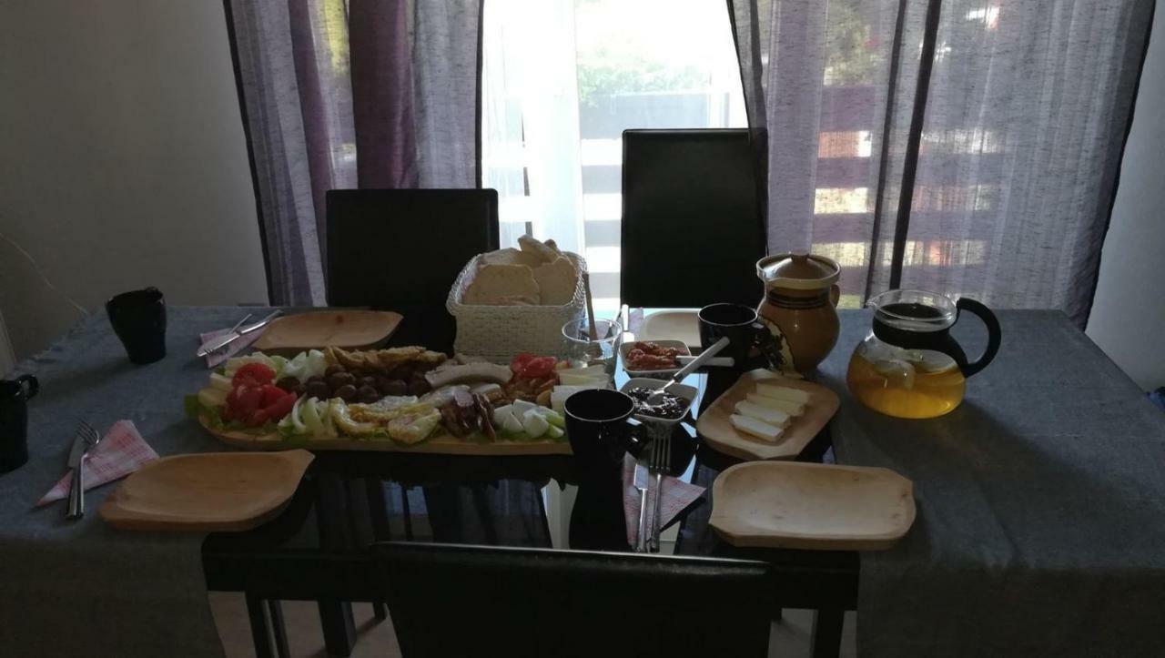 Casa Relax Hotel Văleni Buitenkant foto