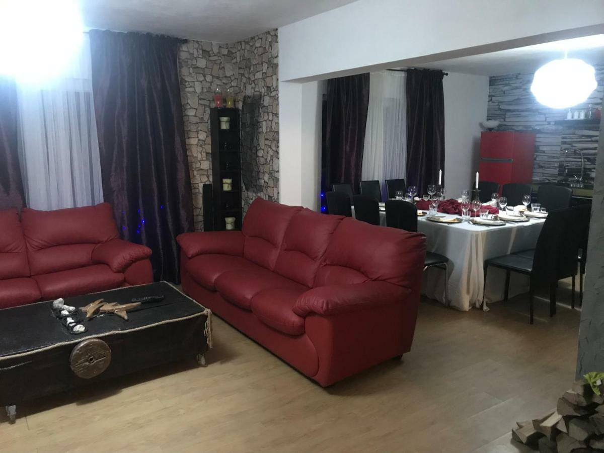 Casa Relax Hotel Văleni Buitenkant foto
