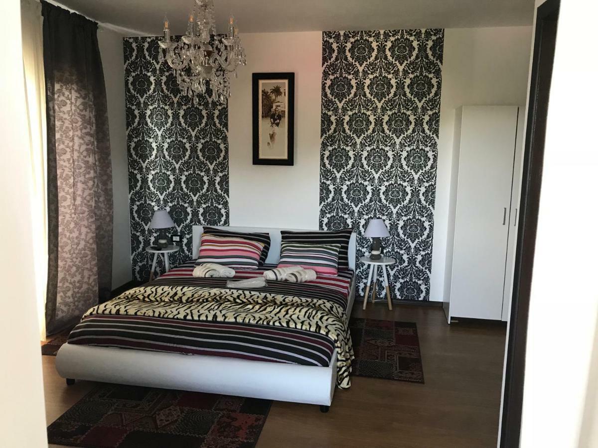 Casa Relax Hotel Văleni Buitenkant foto
