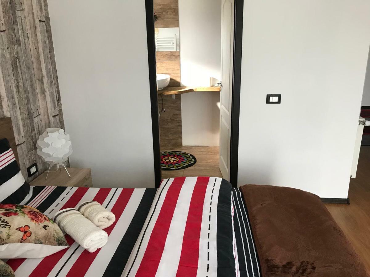 Casa Relax Hotel Văleni Buitenkant foto