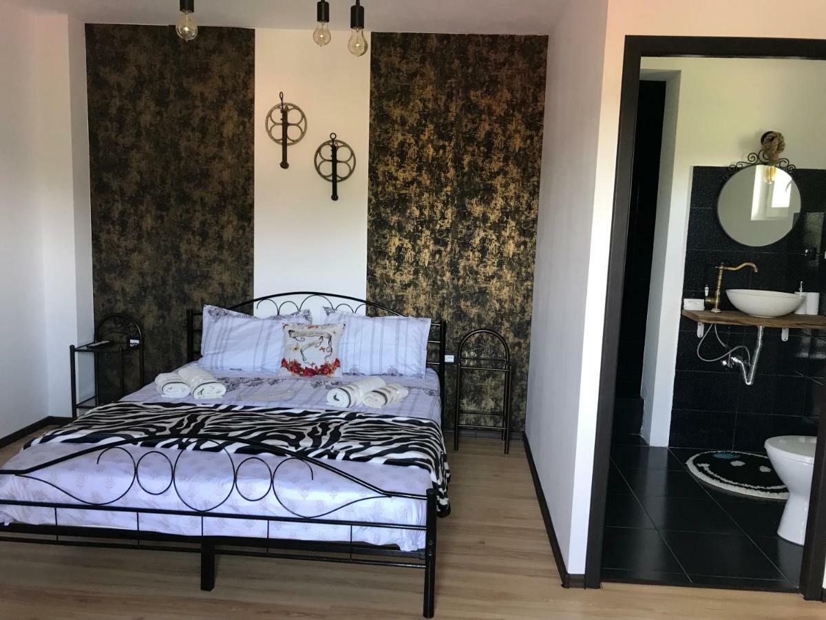 Casa Relax Hotel Văleni Buitenkant foto