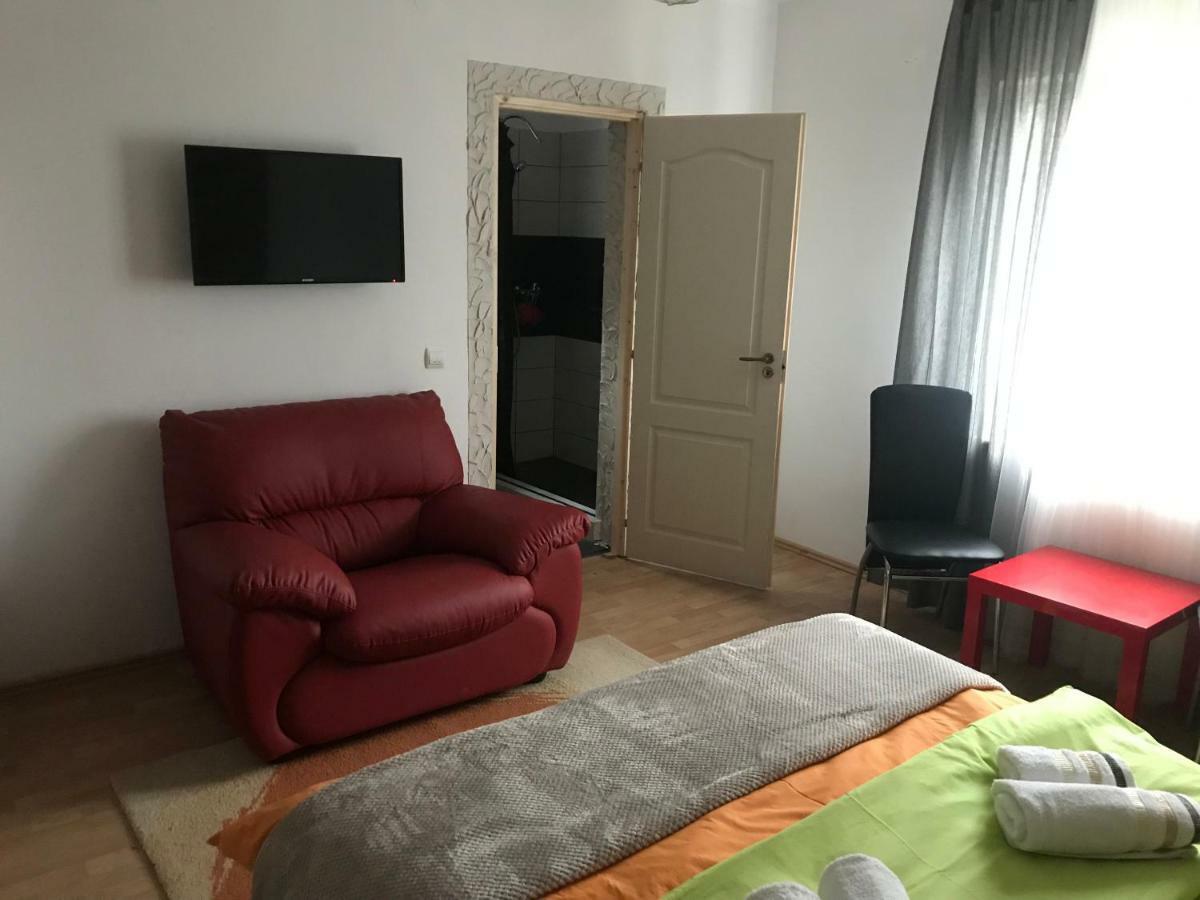 Casa Relax Hotel Văleni Buitenkant foto